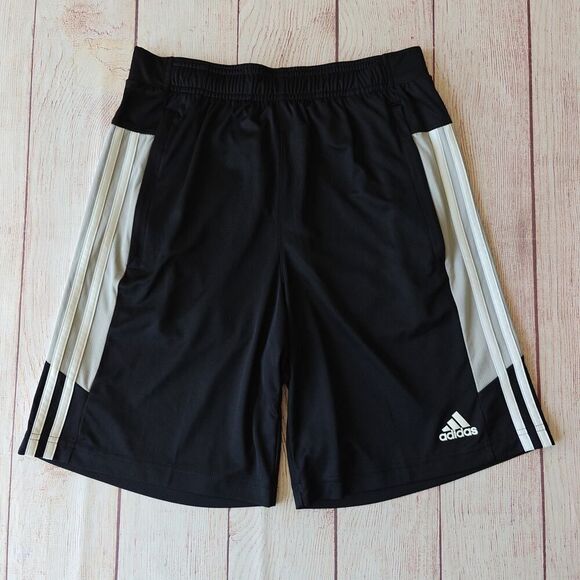 Pair of Adidas triple stripe training shorts sz S - Picture 2 of 13